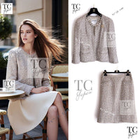 CHANEL 05S Beige Gold Silver Metallic Tweed Jacket Skirt Suit 38 44 46 1