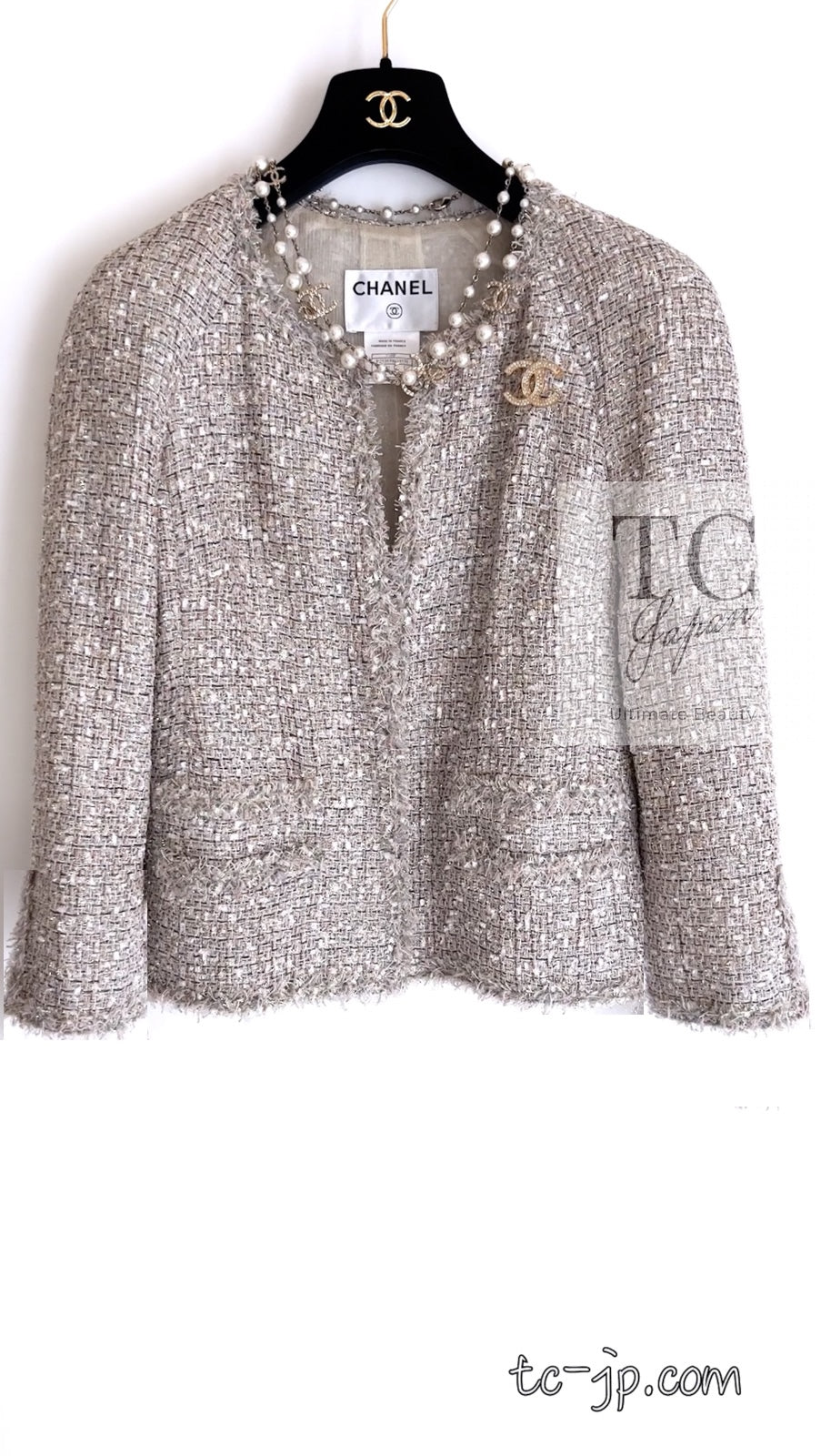 CHANEL 05S Beige Gold Silver Metallic Tweed Jacket Skirt Suit 44 46 シャネル ベージュ ゴールド メタリック ルサージュ ツイード ジャケット スカート スーツ 即発