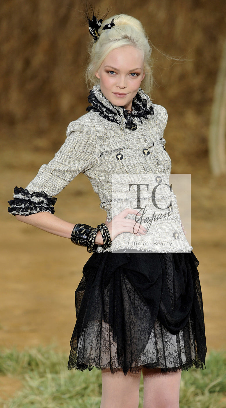 CHANEL 10S Beige Black Cotton Frilled Tweed Jacket 34 36-18