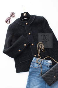 CHANEL Vintage Black Lion Buttons Tweed Jacket Skirt Suit 36 38 シャネル ヴィンテージ ブラック ライオンボタン ツイード ジャケット スカート スーツ 即発