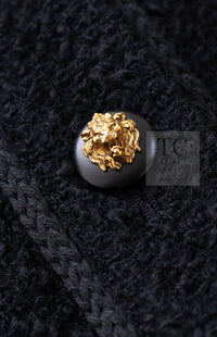 CHANEL Vintage Black Lion Buttons Tweed Jacket Skirt Suit 36 38 シャネル ヴィンテージ ブラック ライオンボタン ツイード ジャケット スカート スーツ 即発