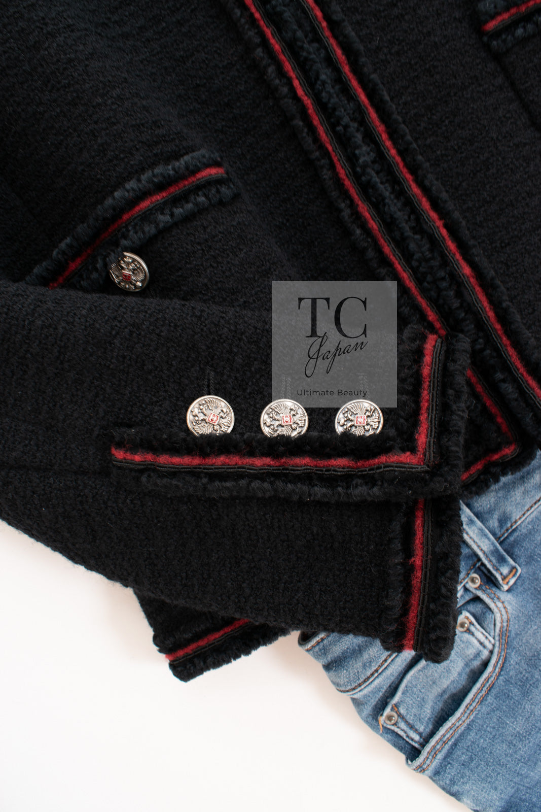 CHANEL 09PF Black Red Trim Moscow Wool Tweed Jacket Skirt Suit 38 シャネル ブラック レッド トリム ロマノフ ウール ツイード ジャケット スカート スーツ 即発