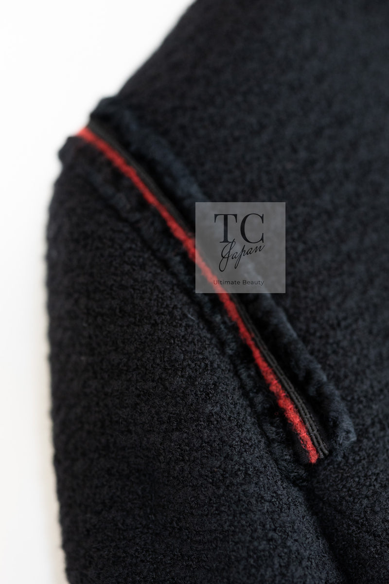 CHANEL 09PF Black Red Trim Moscow Wool Tweed Jacket Skirt Suit 38 シャネル ブラック レッド トリム ロマノフ ウール ツイード ジャケット スカート スーツ 即発