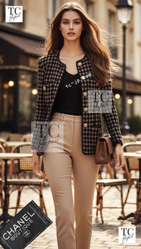 CHANEL 90A Vintage Brown Beige Houndstooth CC Logo Perfume Bottle Wool Tweed Jacket Skirt Suit 36 シャネル ヴィンテージ ブラウン ベージュ CC ロゴ 香水ボトル ボタン ウール ツイード ジャケット スカート スーツ 即発