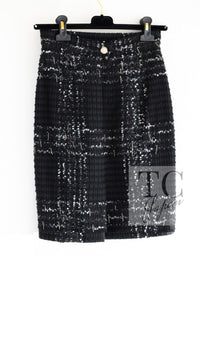 CHANEL 08C Black Beaded Chain Cotton Wool Tweed Jacket Skirt Suit 38 シャネル ブラック ビーズ チェーン コットン ウール ツイード ジャケット スカート スーツ 即発
