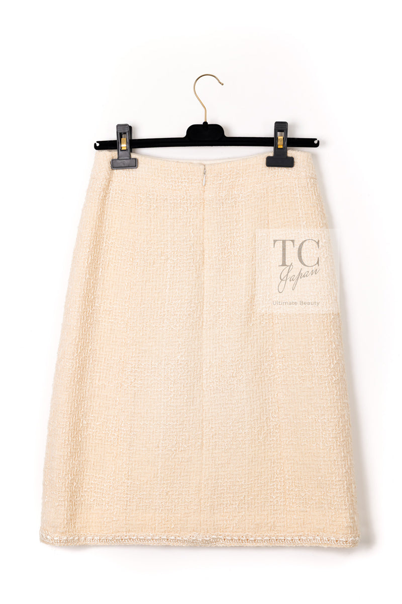 CHANEL 06PF Creme Ivory Wool Mohair Silk Gripoix Tweed Jacket Skirt Suit 34 36 シャネル クリーム アイボリー ウール モヘア シルク グリポワ宝石ボタン ツイード ジャケット スカート スーツ 即発