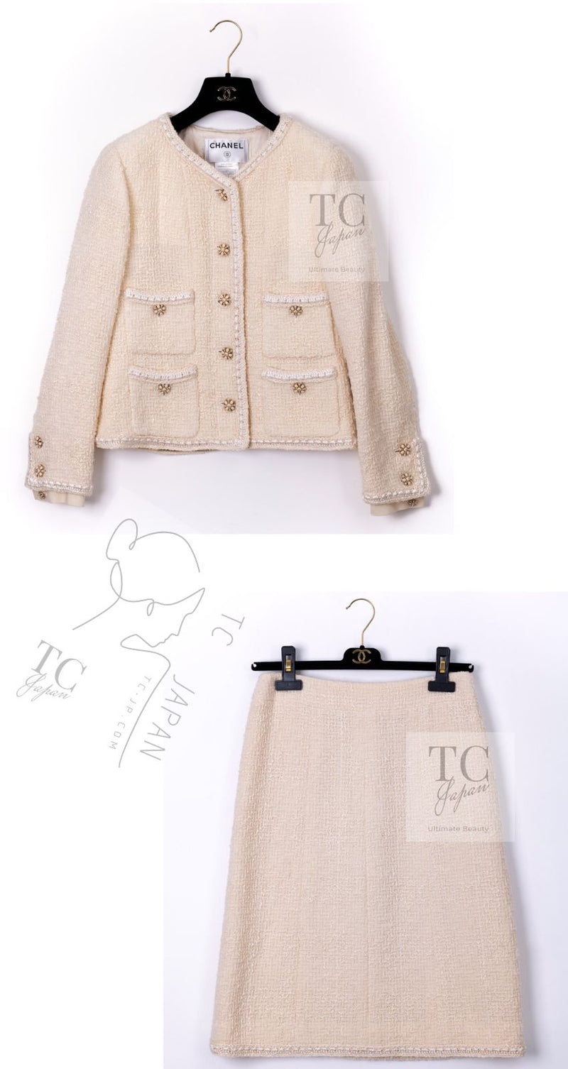 CHANEL 06PF Creme Ivory Wool Mohair Silk Gripoix Tweed Jacket Skirt Suit 34 36 シャネル クリーム アイボリー ウール モヘア シルク グリポワ宝石ボタン ツイード ジャケット スカート スーツ 即発