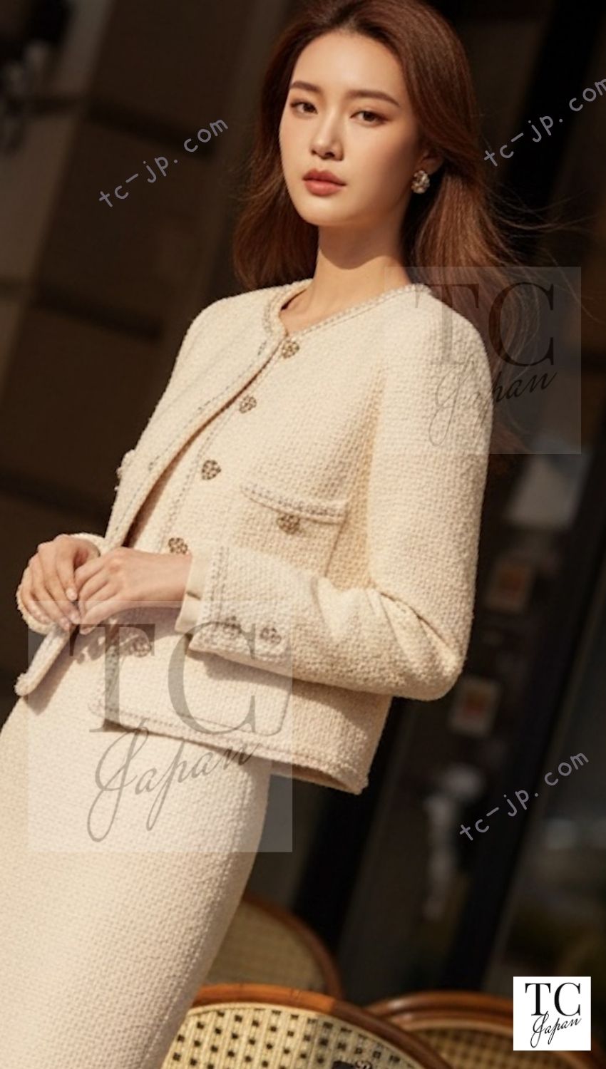 CHANEL 06PF Creme Ivory Wool Mohair Silk Gripoix Tweed Jacket Skirt Suit 34 36 シャネル クリーム アイボリー ウール モヘア シルク グリポワ宝石ボタン ツイード ジャケット スカート スーツ 即発 - TC JAPAN