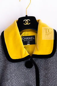 CHANEL 90A Vintage Gray Yellow Trim Velvet Tweed Jacket 38 シャネル ヴィンテージ グレー イエロー トリム ベルベット ツイード ジャケット 即発