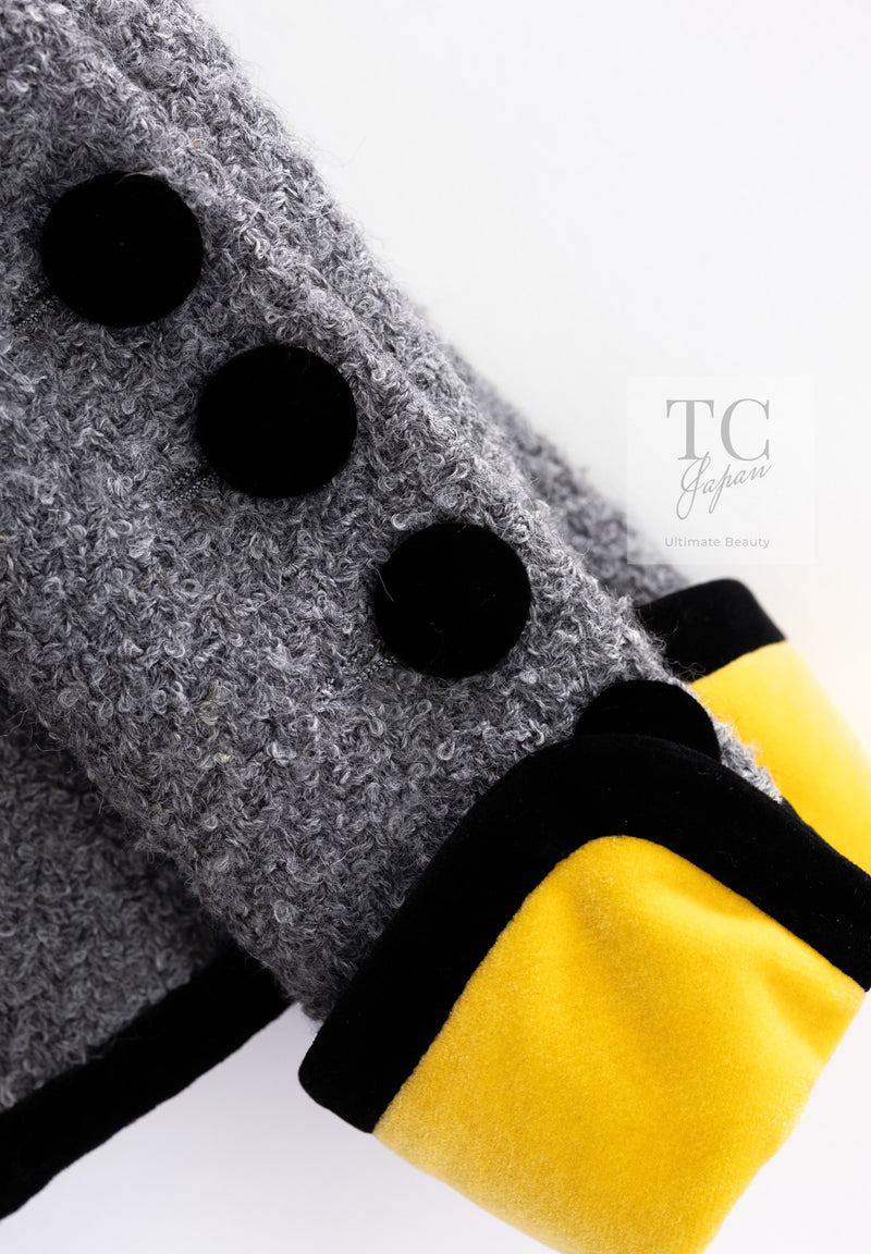CHANEL 90A Vintage Gray Yellow Trim Velvet Tweed Jacket 38 シャネル ヴィンテージ グレー イエロー トリム ベルベット ツイード ジャケット 即発
