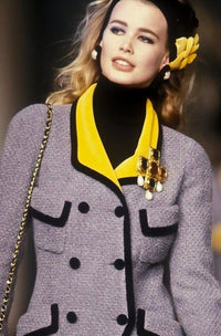CHANEL 90A Vintage Gray Yellow Trim Velvet Tweed Jacket 38 シャネル ヴィンテージ グレー イエロー トリム ベルベット ツイード ジャケット 即発