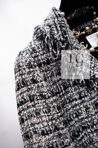 CHANEL 04S Black White Fringe Lesage Jacket Skirt Suit 38 シャネル ブラック ホワイト フリンジ ルサージュ ツイード ジャケット スカート スーツ 即発
