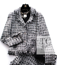 CHANEL 04S Black White Fringe Lesage Jacket Skirt Suit 38 シャネル ブラック ホワイト フリンジ ルサージュ ツイード ジャケット スカート スーツ 即発