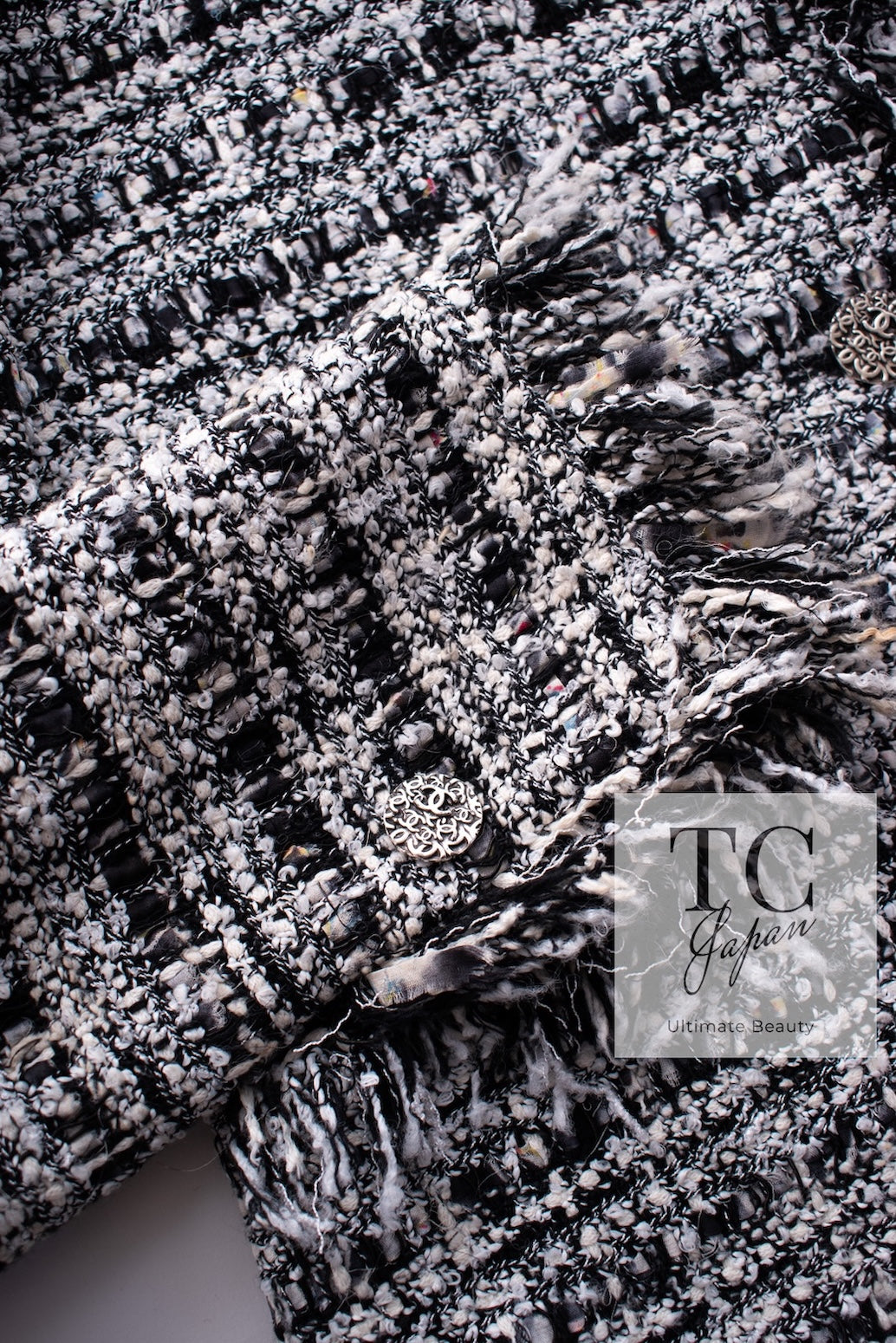 CHANEL 04S Black White Fringe Lesage Jacket Skirt Suit 38 シャネル ブラック ホワイト フリンジ ルサージュ ツイード ジャケット スカート スーツ 即発
