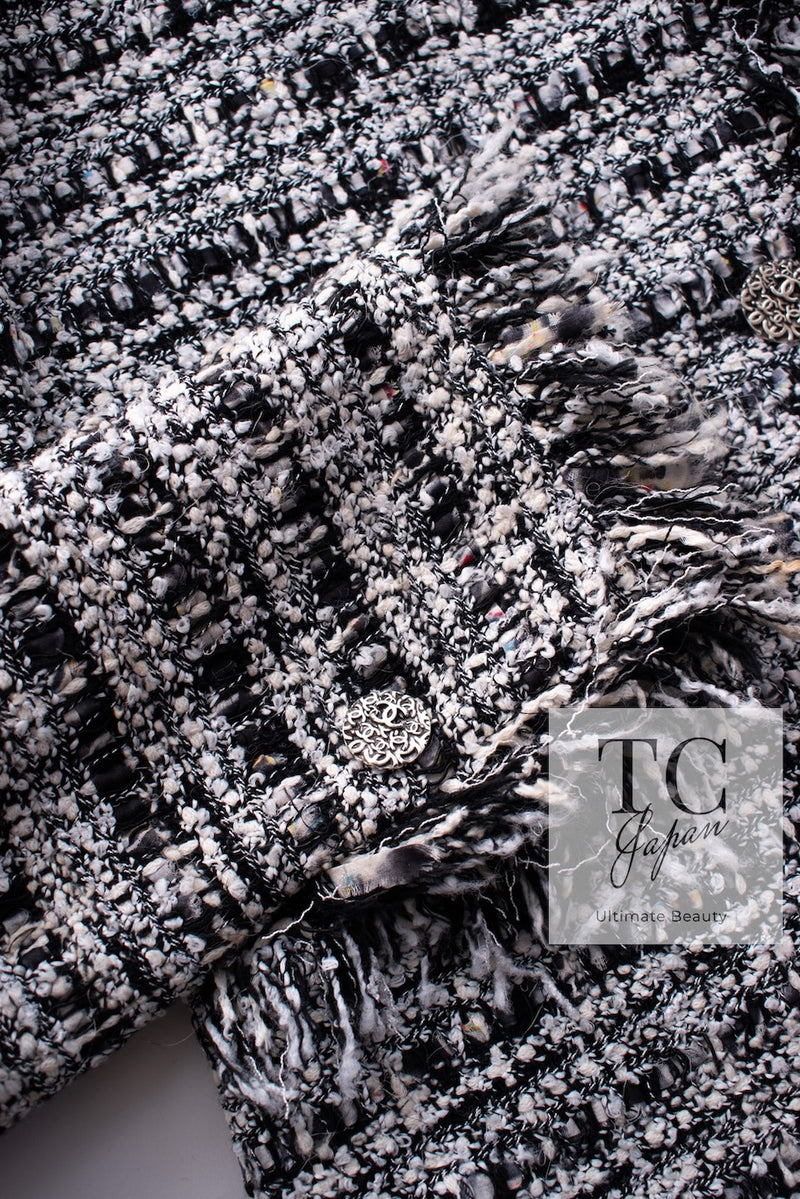 CHANEL 04S Black White Fringe Lesage Jacket Skirt Suit 38 シャネル ブラック ホワイト フリンジ ルサージュ ツイード ジャケット スカート スーツ 即発