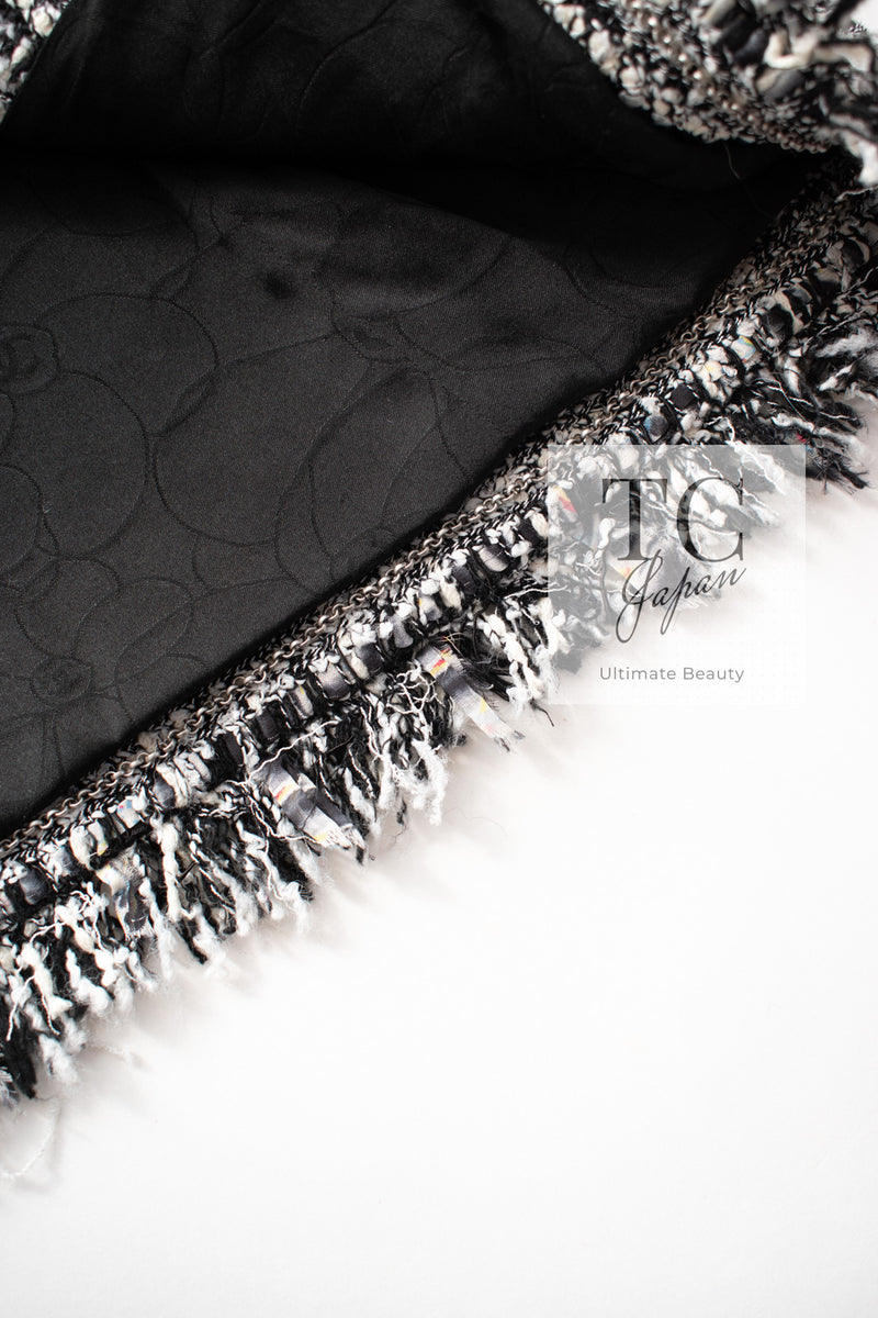 CHANEL 04S Black White Fringe Lesage Jacket Skirt Suit 38 シャネル ブラック ホワイト フリンジ ルサージュ ツイード ジャケット スカート スーツ 即発