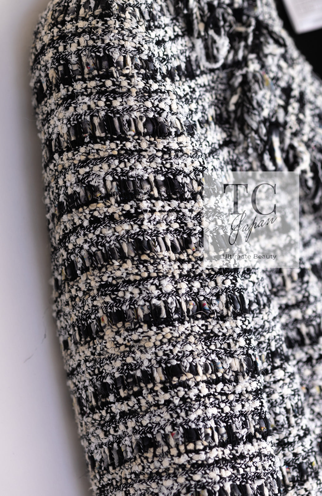 CHANEL 04S Black White Fringe Lesage Jacket Skirt Suit 38 シャネル ブラック ホワイト フリンジ ルサージュ ツイード ジャケット スカート スーツ 即発