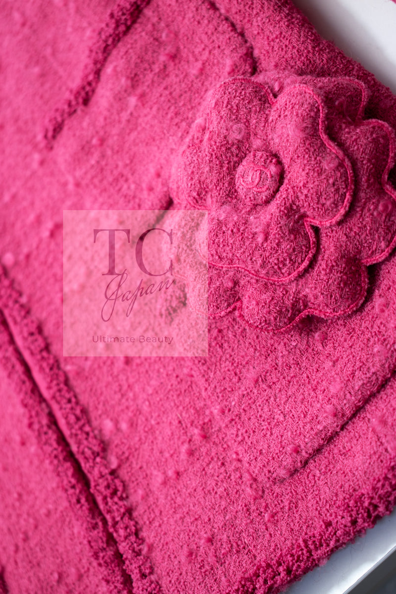 CHANEL 09A Coral Pink Boucle Wool Tweed Jacket 34 シャネル コーラル ピンク ブークレ ウール ツイード ジャケット 即発