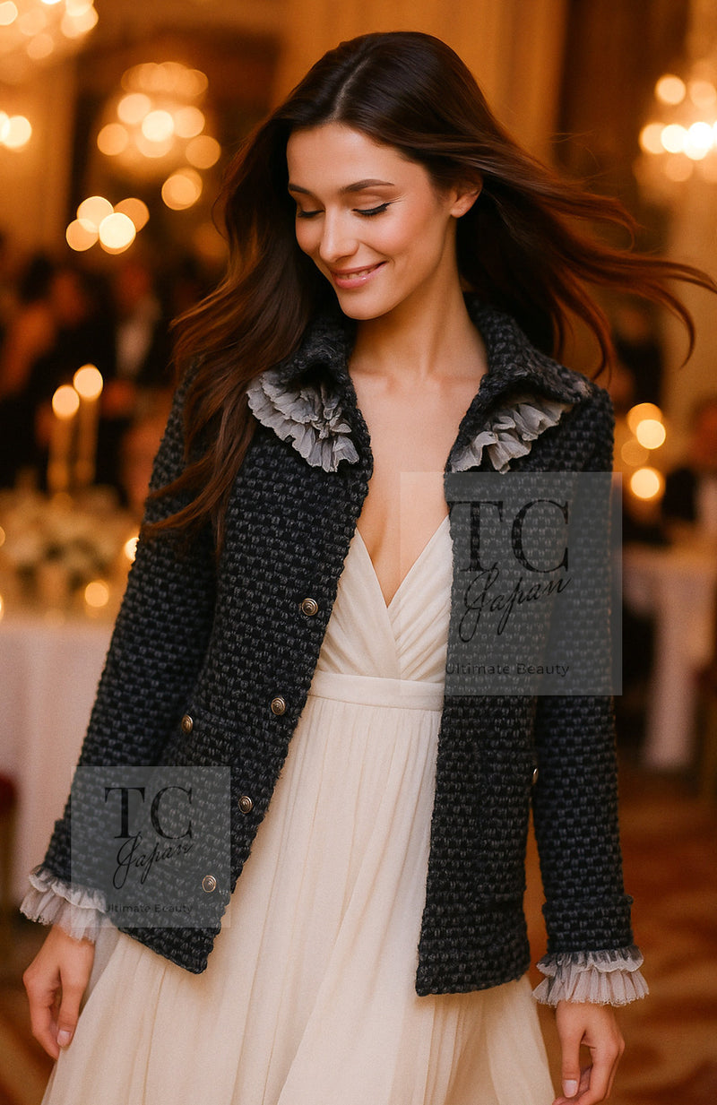 CHANEL 13B Charcoal Gray Black Ruffle Trim Jacket 38 シャネル チャコールグレー ブラック ラッフル トリム ジャケット 即発