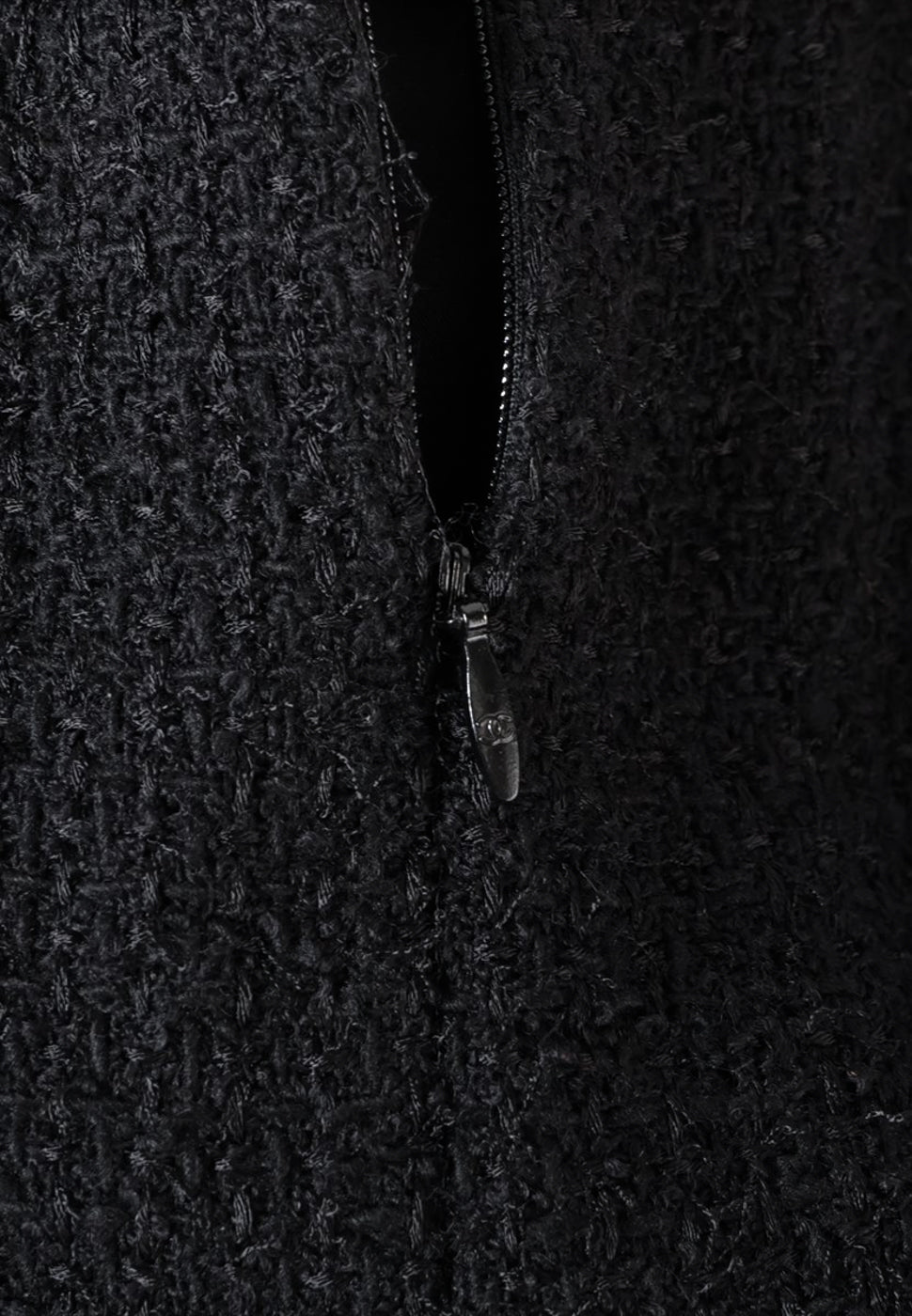 CHANEL 11C Little Black Jacket Tweed Wool CC Button Skirt Suit 34 36 シャネル リトル ブラック ジャケット ツイード ウール ココボタン スカート スーツ 即発