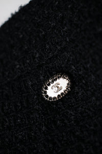 CHANEL 11C Little Black Jacket Tweed Wool CC Button Skirt Suit 34 36 シャネル リトル ブラック ジャケット ツイード ウール ココボタン スカート スーツ 即発