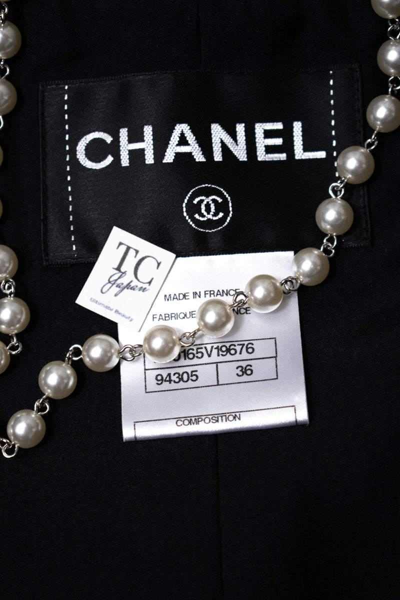 CHANEL 11C Little Black Jacket Tweed Wool CC Button Skirt Suit 34 36 シャネル リトル ブラック ジャケット ツイード ウール ココボタン スカート スーツ 即発