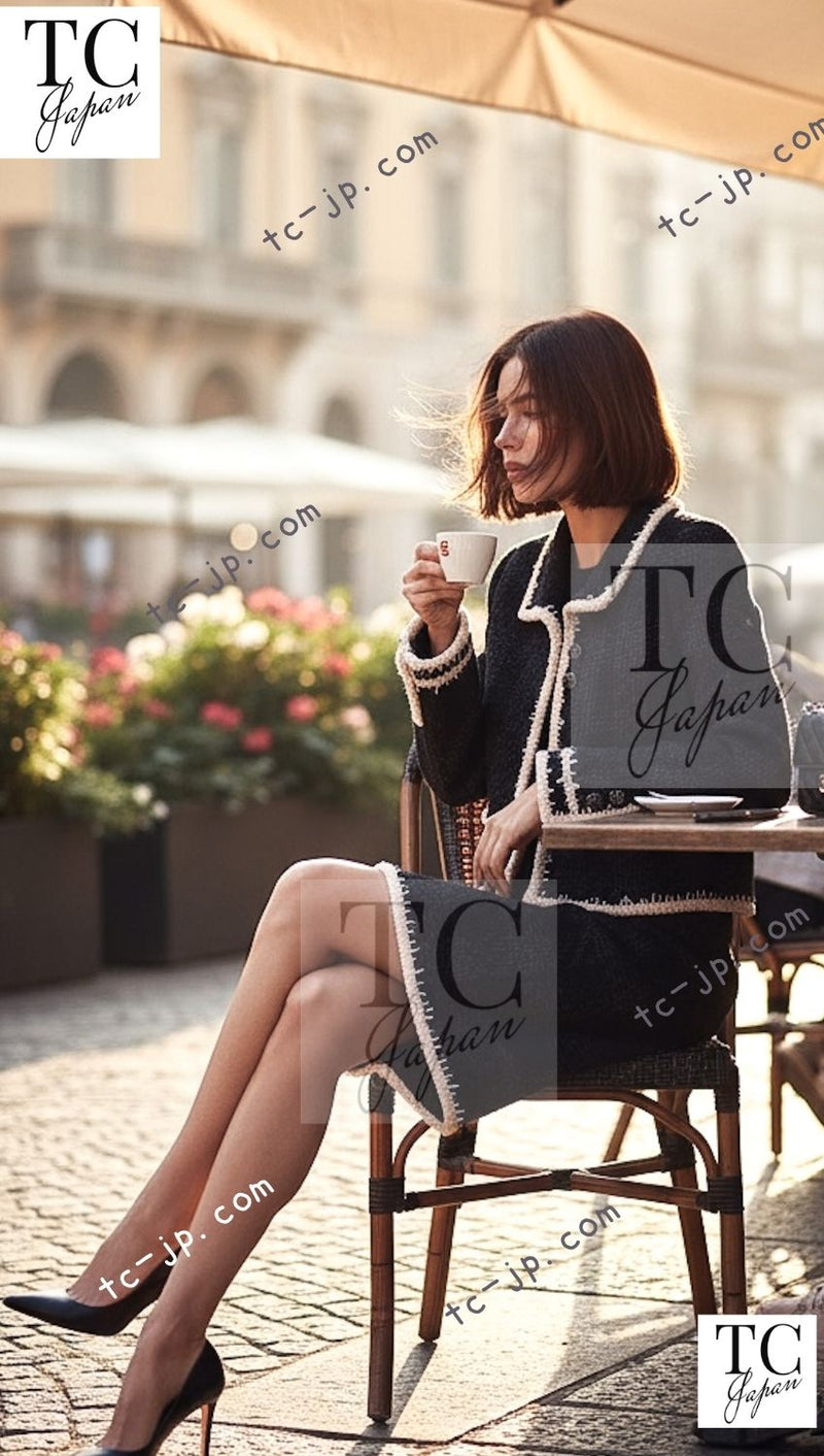CHANEL 06PF Black Ivory Trim Boucle Wool Tweed Jacket Skirt Suit 38 シャネル ブラック アイボリー トリミング ブークレ ウール ツイード ジャケット スカート スーツ 即発