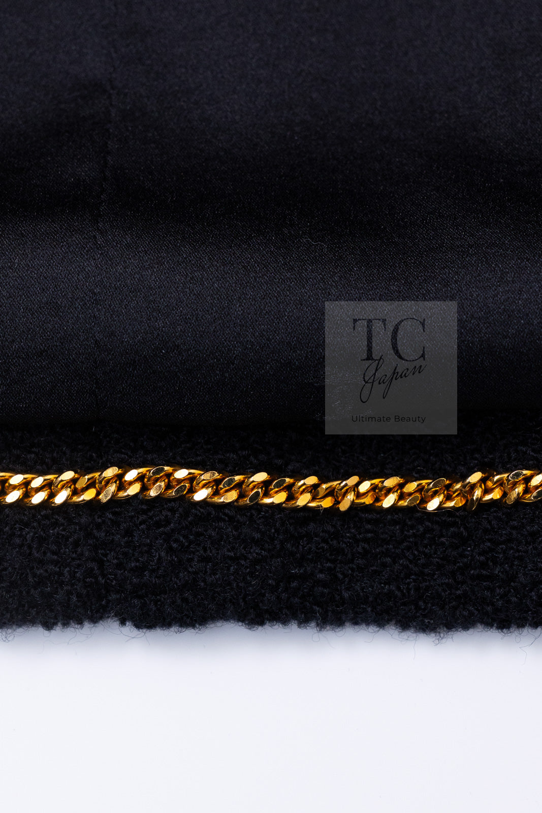 CHANEL 95A Vintage Black CC Buttons Wool Tweed Jacket Skirt Suit 38 シャネル ヴィンテージ ブラック ココボタン ウール ツイード ジャケット スカート スーツ 即発