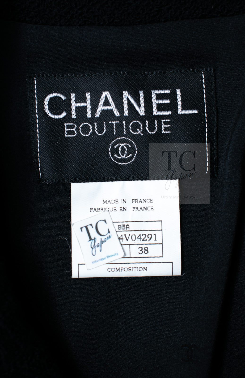 CHANEL 95A Vintage Black CC Buttons Wool Tweed Jacket Skirt Suit 38 シャネル ヴィンテージ ブラック ココボタン ウール ツイード ジャケット スカート スーツ 即発