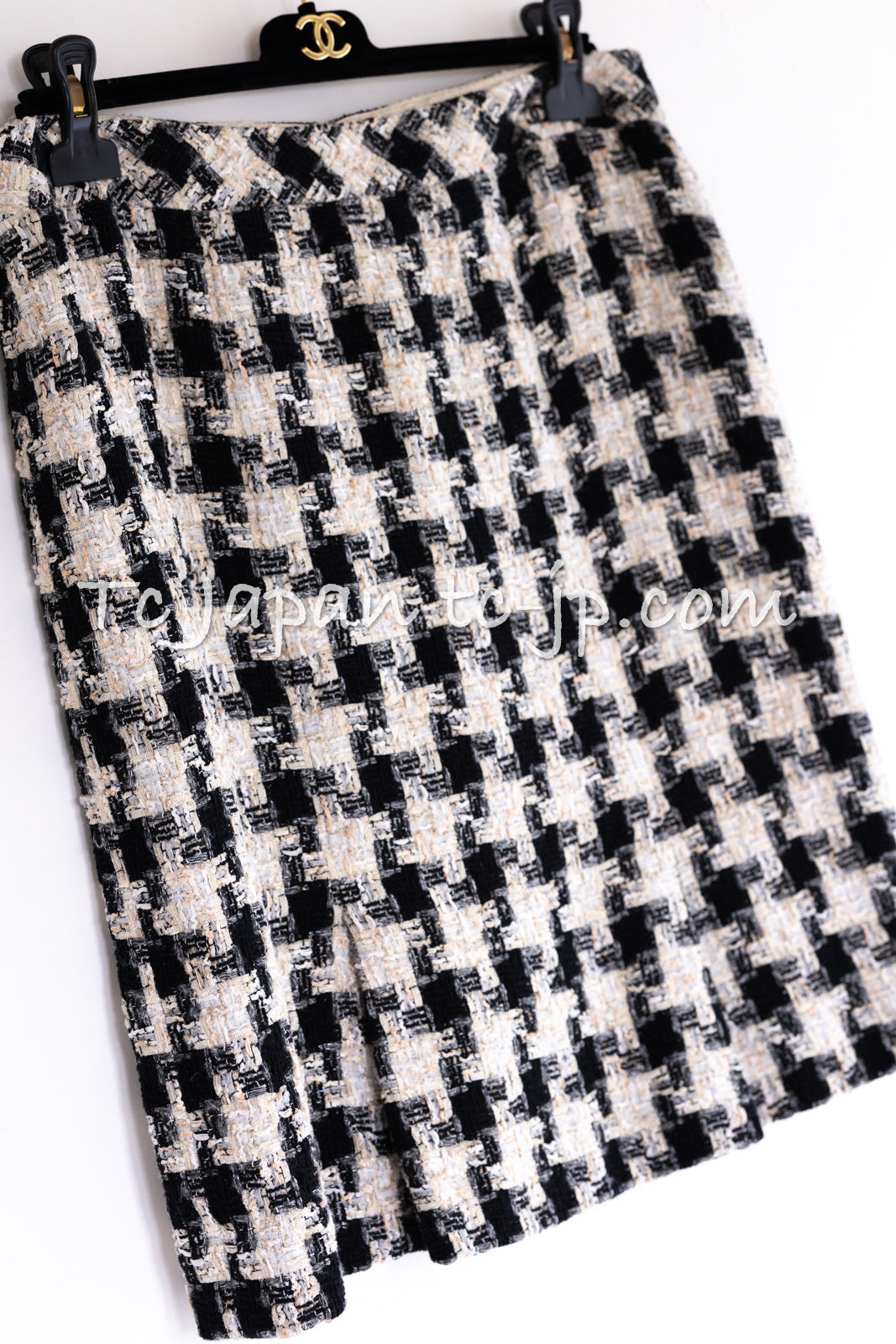 CHANEL 04PF Ivory Beige Bow Ribbon Jacket Skirt Suit 38 42 シャネル アイボリー ベージュ リボン ツイード ジャケット スカート スーツ 即発