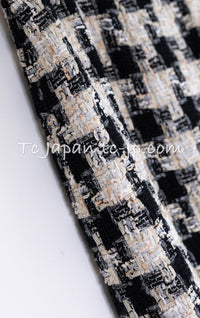 CHANEL 04PF Ivory Beige Bow Ribbon Jacket Skirt Suit 38 42 シャネル アイボリー ベージュ リボン ツイード ジャケット スカート スーツ 即発