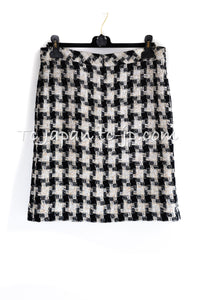 CHANEL 04PF Ivory Beige Bow Ribbon Jacket Skirt Suit 38 42 シャネル アイボリー ベージュ リボン ツイード ジャケット スカート スーツ 即発 - TC JAPAN