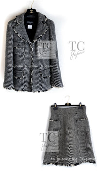 CHANEL 06A Black Herringbone Chevron Wool Tweed Jacket Skirt Suit 34 シャネル ブラック シェベロン ウール ツイード ジャケット スカート スーツ 即発