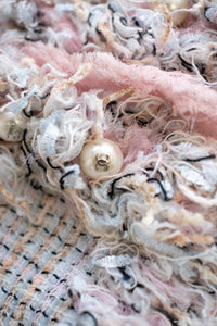 CHANEL 04S Pink Ivory Gray Fringe Collarless Tweed Jacket Skirt Suit 38 42 シャネル ピンク アイボリー フリンジ ノーカラー ツイード ジャケット スカート スーツ 即発