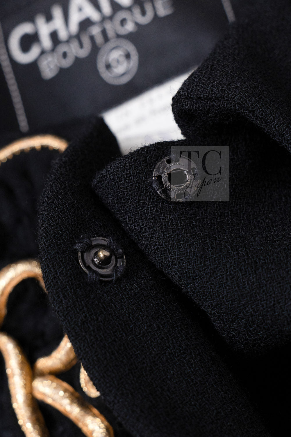CHANEL Vintage Black Gold CC Buttons Tweed Jacket Skirt Suit 38 4
