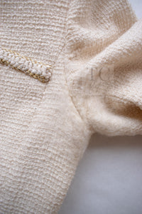 CHANEL 17PF Ivory Creme Gold Trim Wool Tweed Jacket Skirt Suit 38 15