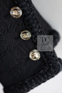 CHANEL 21PF Black CC Logo Metiers D’art Jacket 42 シャネル ブラック CC ロゴ メティエダール ジャケット 即発