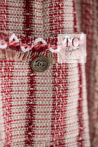 CHANEL 01S Beige Red Knit Sequin Vest Tops 38 シャネル ベージュ レッド スパンコール ニット ベスト トップス 即発