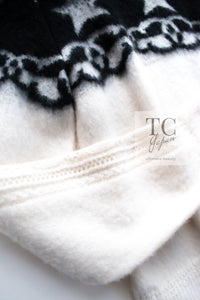 CHANEL 23N Black Ivory Cashmere CC Logo Knit Sweater 36 シャネル ココ ネージュ ブラック アイボリー ココマーク カシミヤ ニット セーター 即発