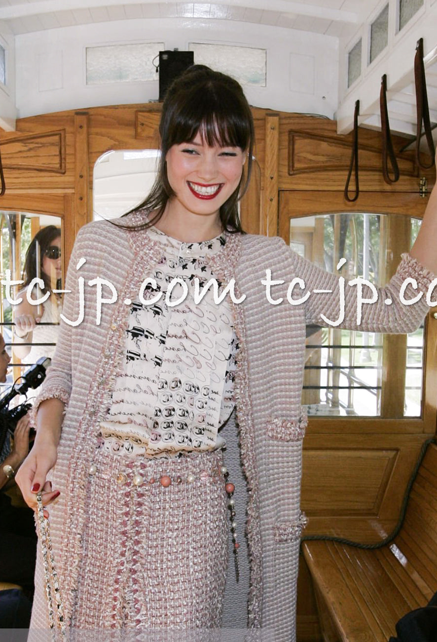 CHANEL 06C pink beige tweed CC logo button women's jacket / シャネル レディース ピンク ベージュ ツイード CCロゴ ボタン ジャケット