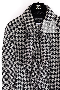 CHANEL 09S Black Ivory Metallic Silk Cardigan Blouse Jacket 38 シャネル ブラック アイボリー メタリック シルク カーディガン ブラウス ジャケット 即発