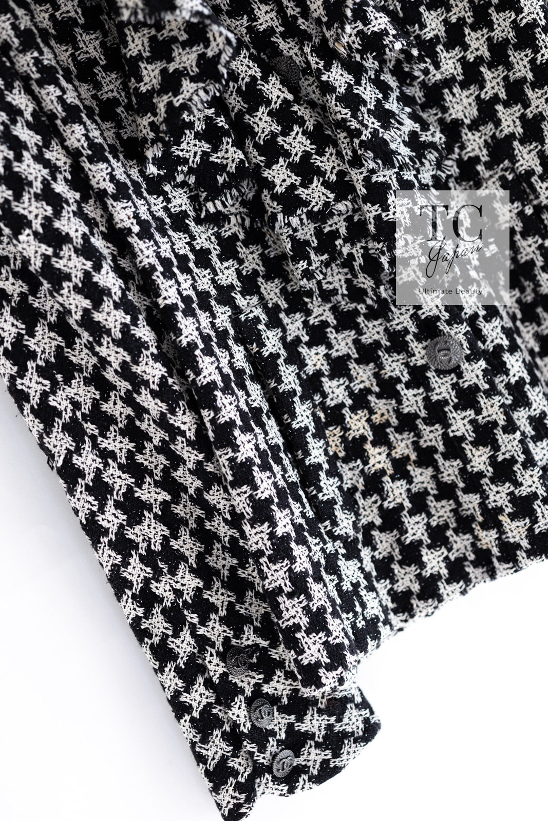 CHANEL 09S Black Ivory Metallic Silk Cardigan Blouse Jacket 38 シャネル ブラック アイボリー メタリック シルク カーディガン ブラウス ジャケット 即発