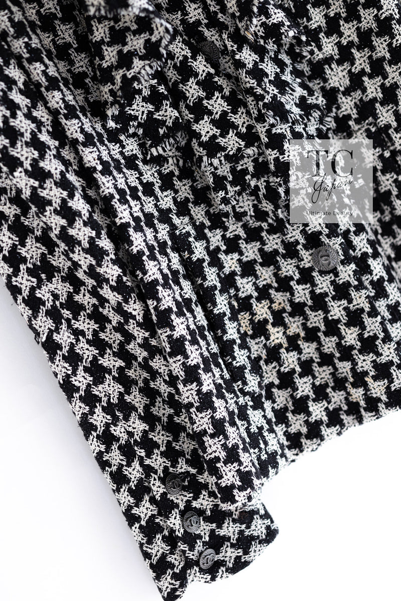 CHANEL 09S Black Ivory Metallic Silk Cardigan Blouse Jacket 38 シャネル ブラック アイボリー メタリック シルク カーディガン ブラウス ジャケット 即発