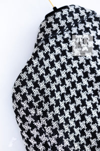 CHANEL 09S Black Ivory Metallic Silk Cardigan Blouse Jacket 38 シャネル ブラック アイボリー メタリック シルク カーディガン ブラウス ジャケット 即発