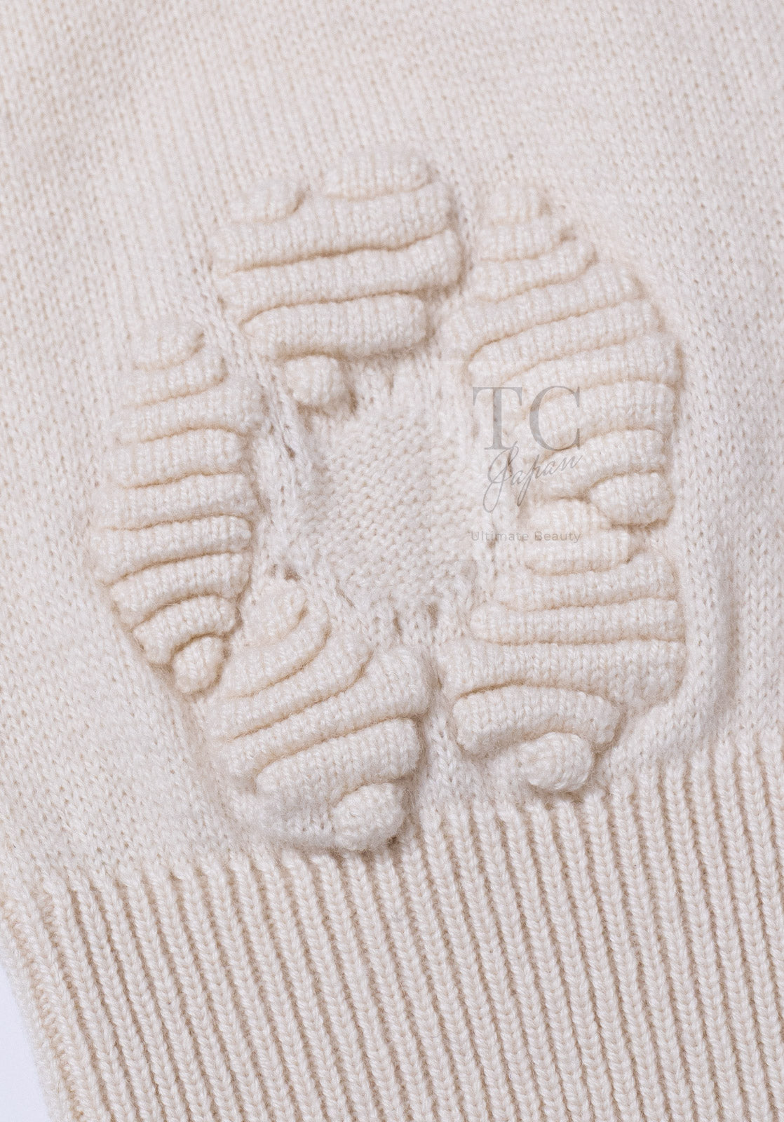 CHANEL 17PS Ivory Cashmere 100% Lion Embellished Knit Sweater 34 シャネル アイボリー カシミヤ ライオン 装飾 ニット トップス セーター 即発