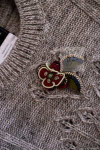 CHANEL 15PF Gray Wool Cashmere Mohair Floral Embellished Knit Sweater 38 シャネル グレー ウール カシミヤ モヘア フラワー ニット セーター 即発