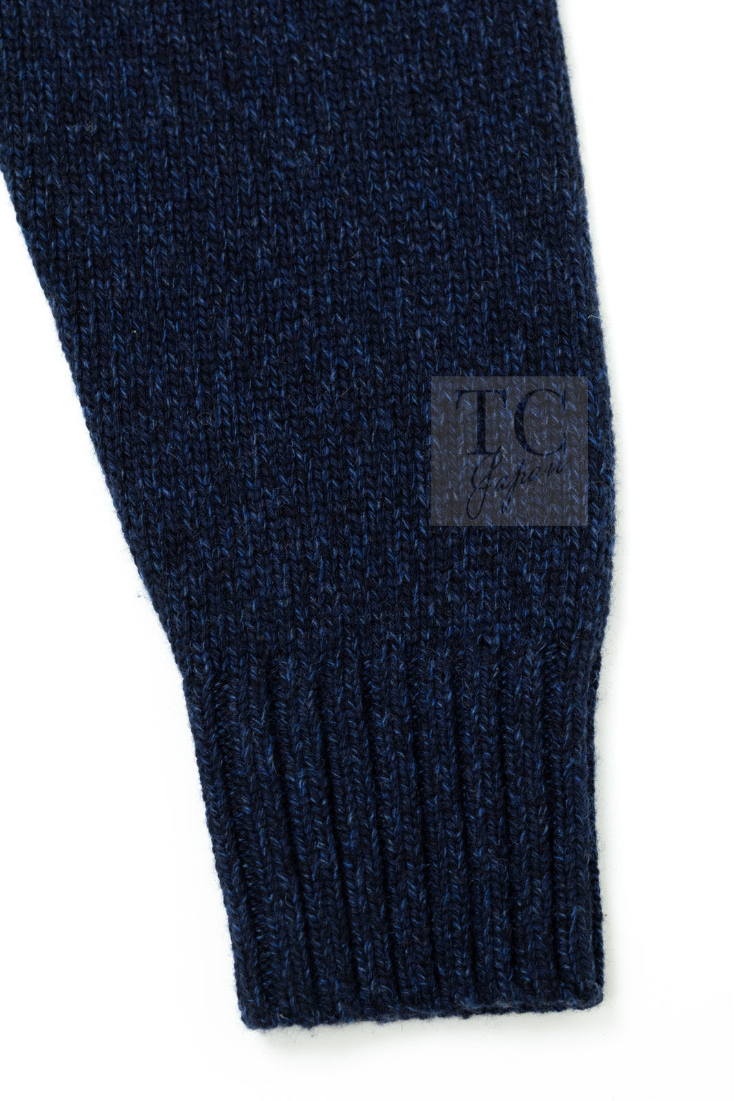CHANEL 22A Navy Pink Coco Mark Cashmere Knit Sweater CC Logo Gripox Buttons 8