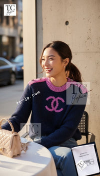 CHANEL 22A Navy Pink Coco Mark Cashmere Knit Sweater CC Logo Gripox Buttons 1