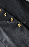 CHANEL 92A Vintage Charcoal Gray Gold Big CC Button Wool Wrap Skirt 42 シャネル ヴィンテージ 貴重 チャコール グレー ウール ビッグ CC 立体ボタン ラップ巻き スカート 即発