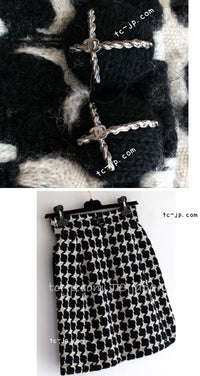 CHANEL 07A Black Ivory Wool Cashmere Houndstooth Tweed Skirt 40 シャネル ブラック アイボリー ウール カシミヤ 千鳥格子 肉厚 ツイード スカート 即発